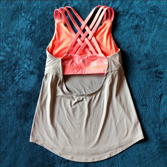 🌸Lululemon Tank top with built in bra size 4🌸 - Picture 3 of 4